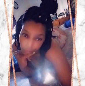 Meet your Posher, Sharonda